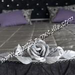 Кровать с розами